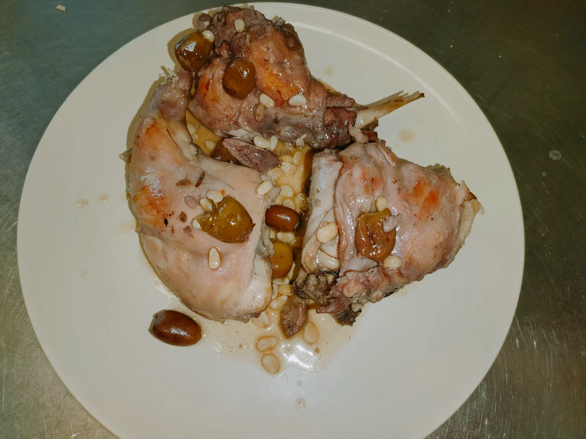 Coniglio alla ligure